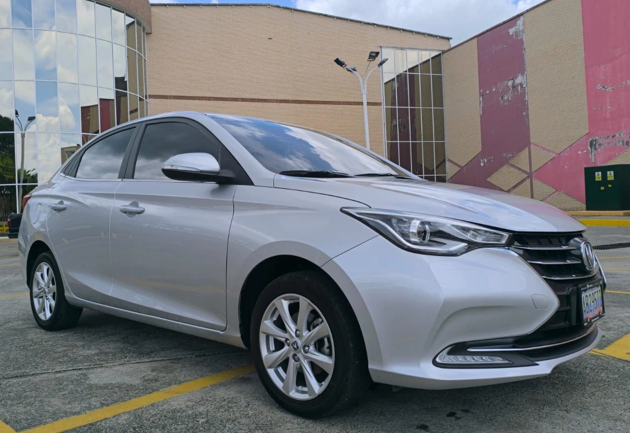 2025 Changan Alsvin New Alsvin MT — foto 2