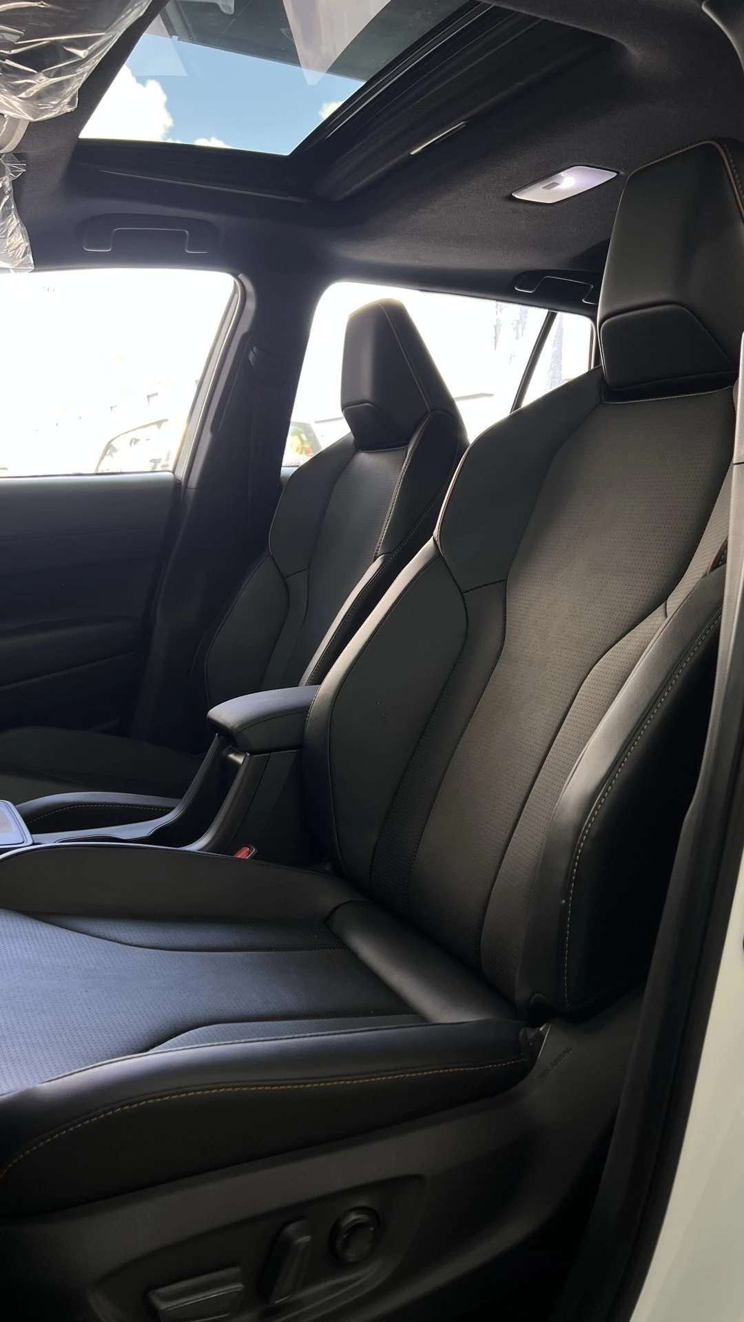 2026 Toyota Corolla Cross Élite 2.0 — foto 13