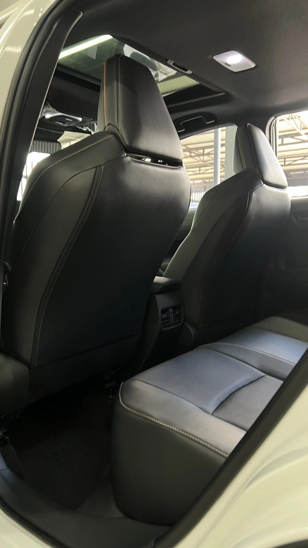 2026 Toyota Corolla Cross Élite 2.0 — foto 14