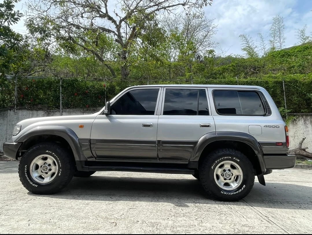 2006 Toyota Land Cruiser VX 4550 burbuja — foto 6