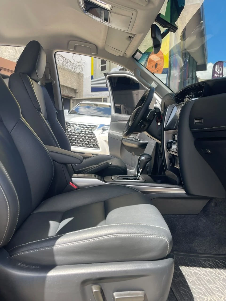 2024 Toyota Fortuner SW4 4.0lts — foto 8