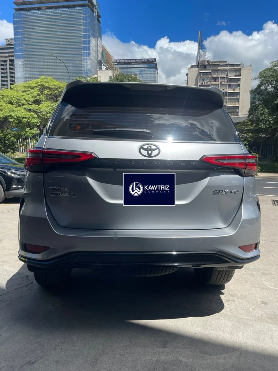 2024 Toyota Fortuner SW4 4.0lts — foto 11