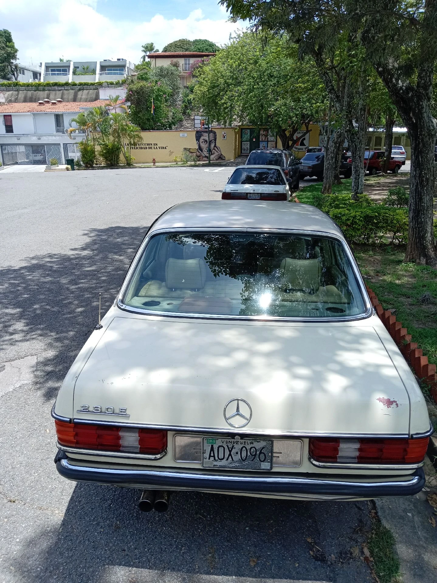 1983 Mercedes-Benz 230E W123 — foto 4
