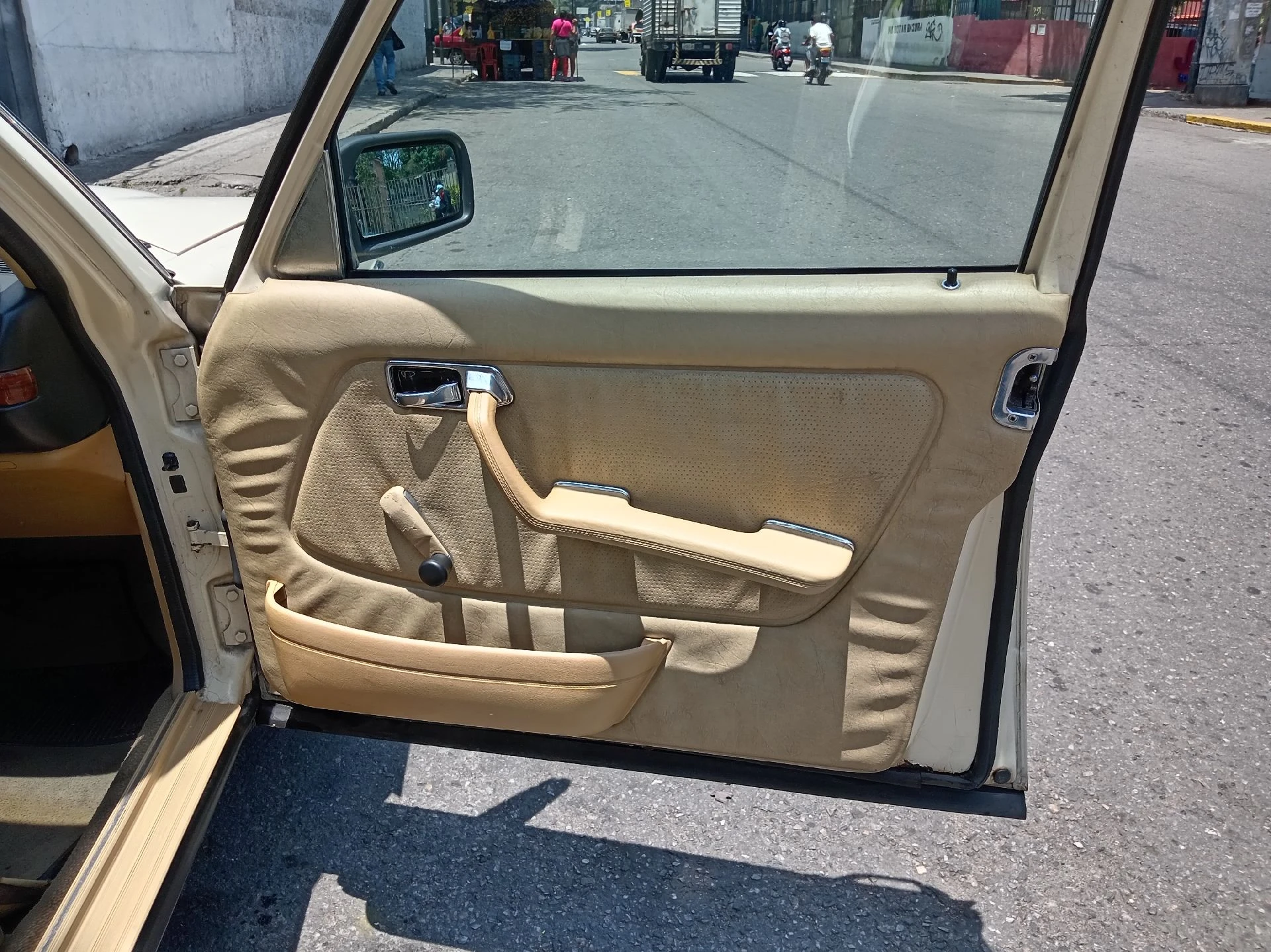 1983 Mercedes-Benz 230E W123 — foto 9