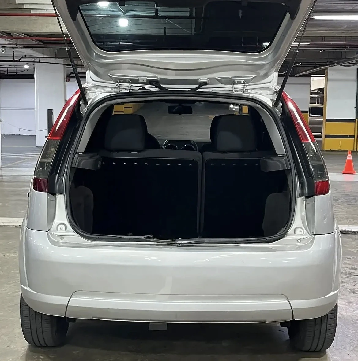 2012 Ford Fiesta Move — foto 5
