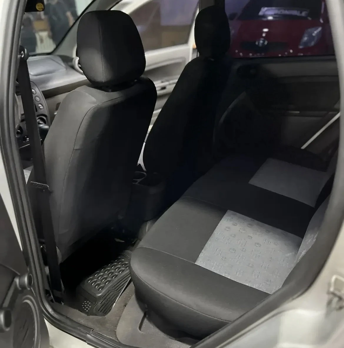 2012 Ford Fiesta Move — foto 7
