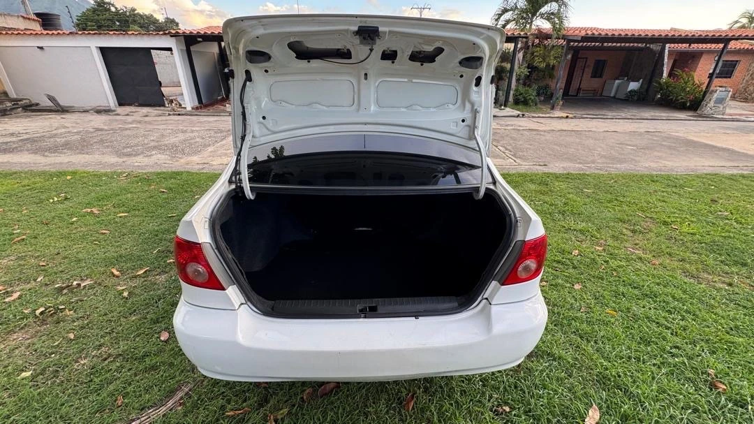 2008 Toyota Corolla — foto 11