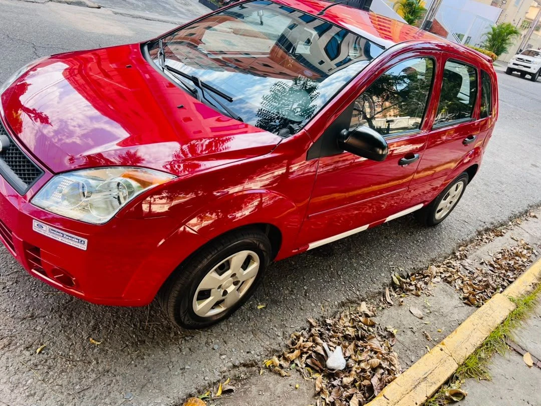 2008 Ford Fiesta Max — foto 7