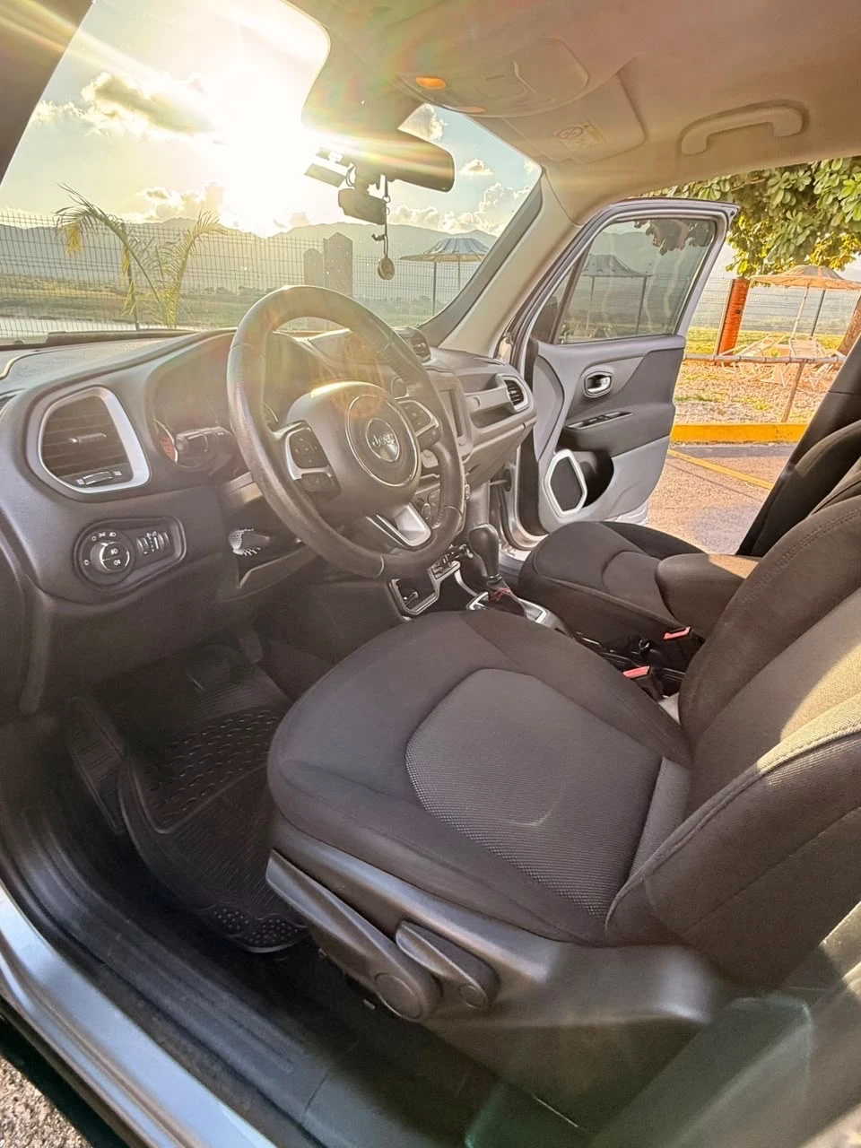 2019 Jeep Renegade Jeep renegade S — foto 4