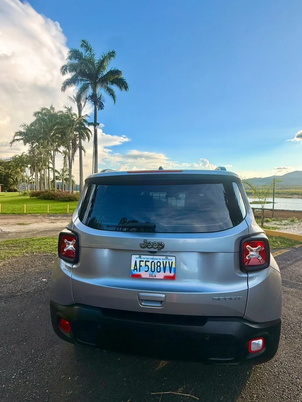 2019 Jeep Renegade Jeep renegade S — foto 9