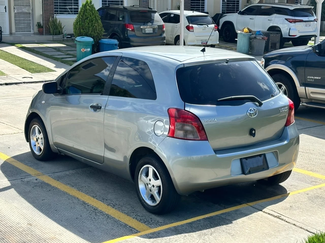 2007 Toyota Yaris Sport — foto 3
