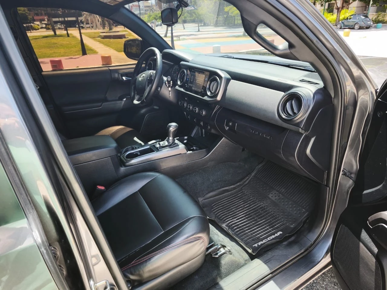 2017 Toyota Tacoma TRD OFF ROAD — foto 4