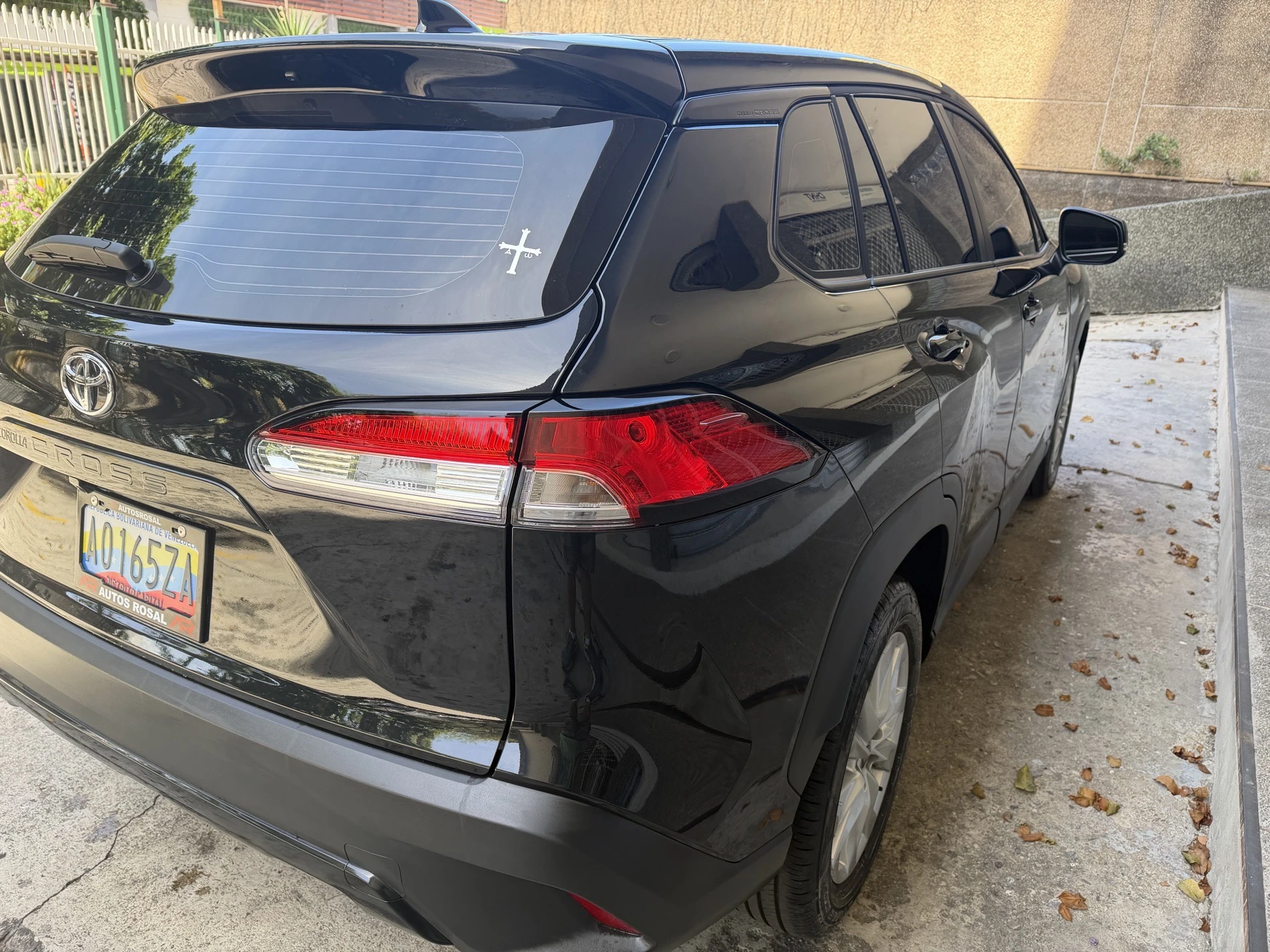 2025 Toyota Corolla Cross Élite — foto 2