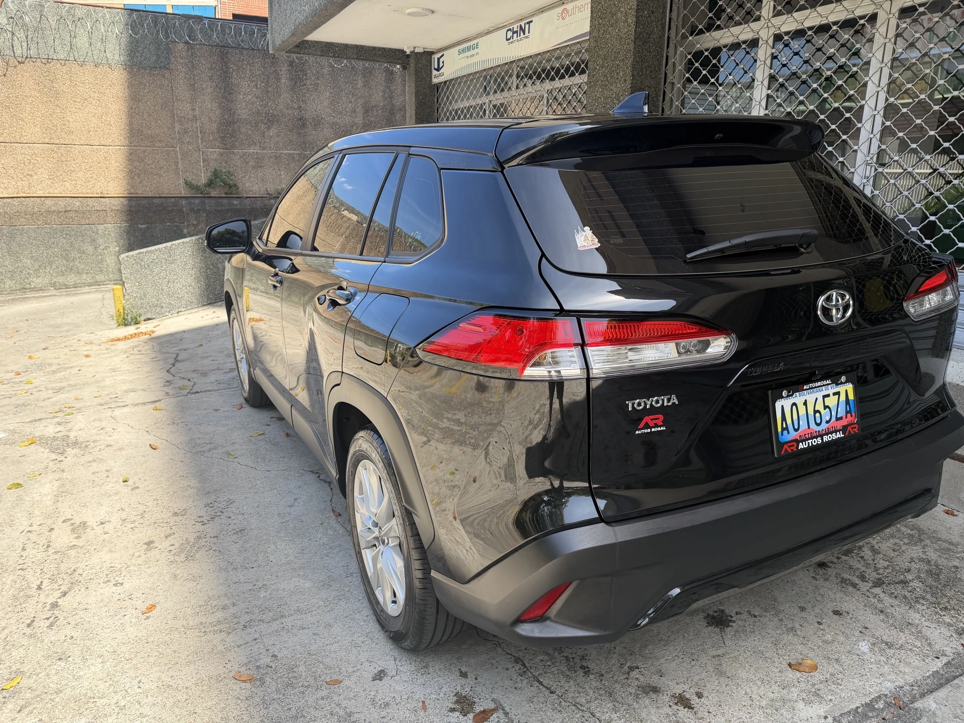 2025 Toyota Corolla Cross Élite — foto 3