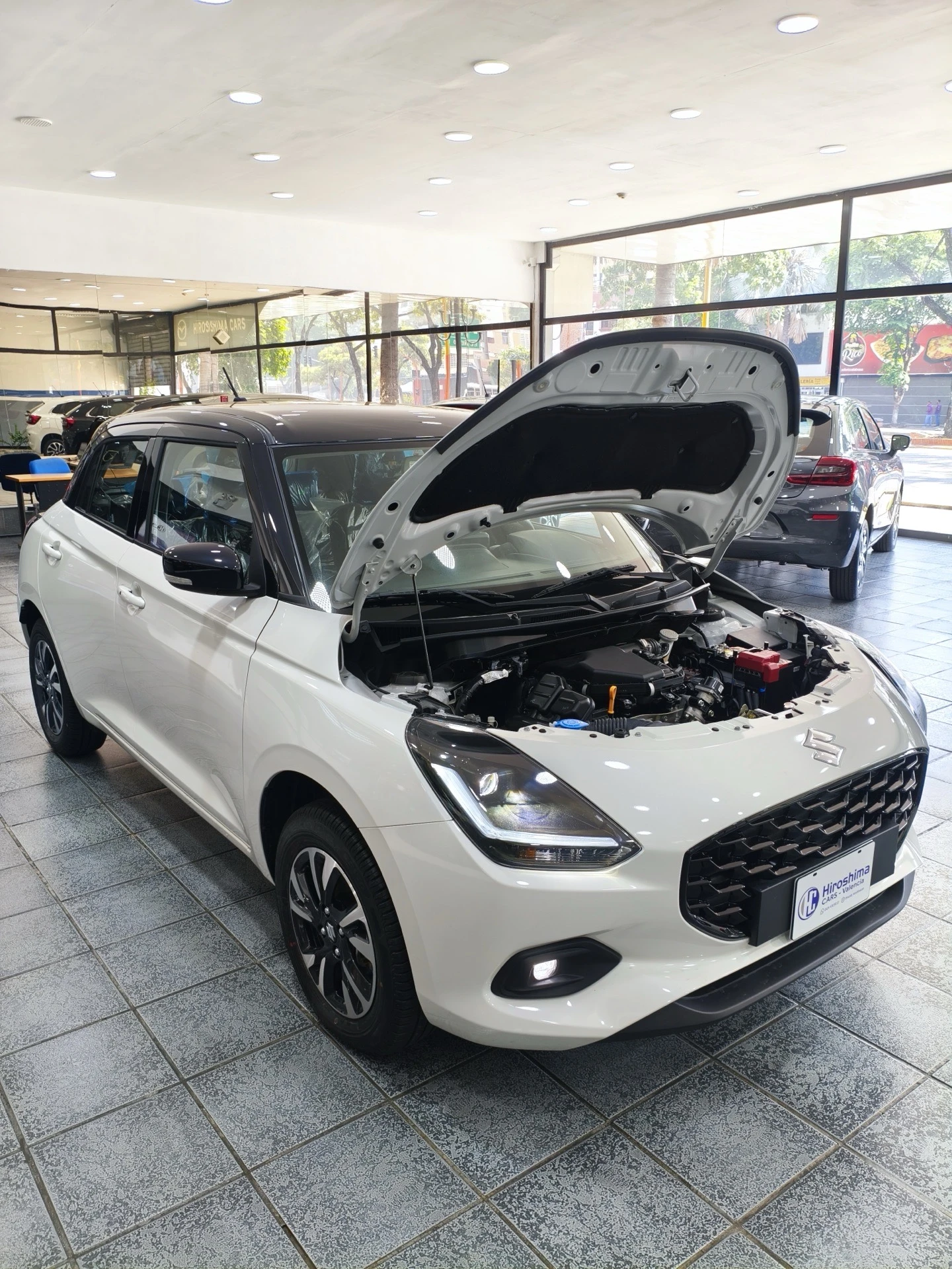 2026 Suzuki Swift GLX — photo 7