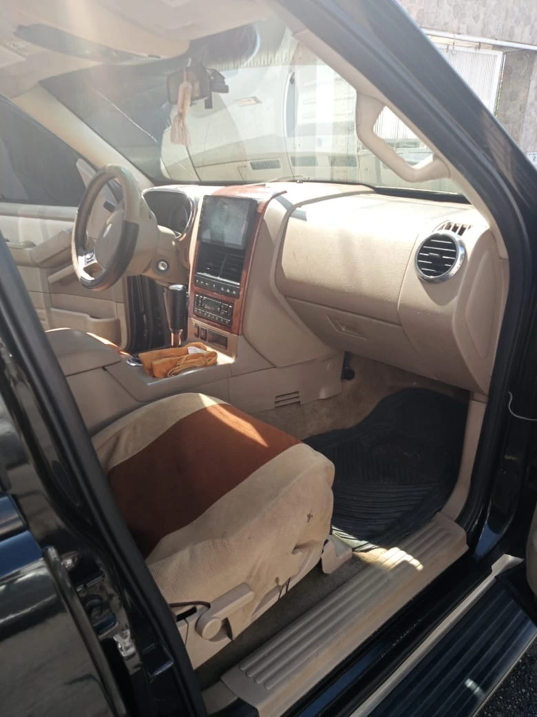 2007 Ford Explorer Eddie Bauer — foto 6