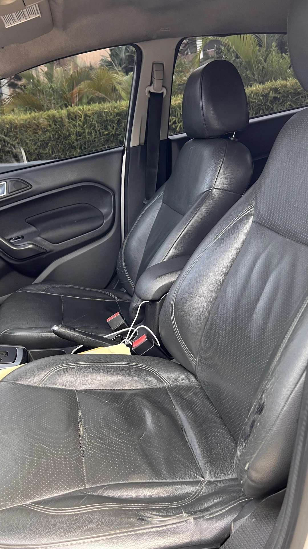2014 Ford Fiesta Titanium — foto 8