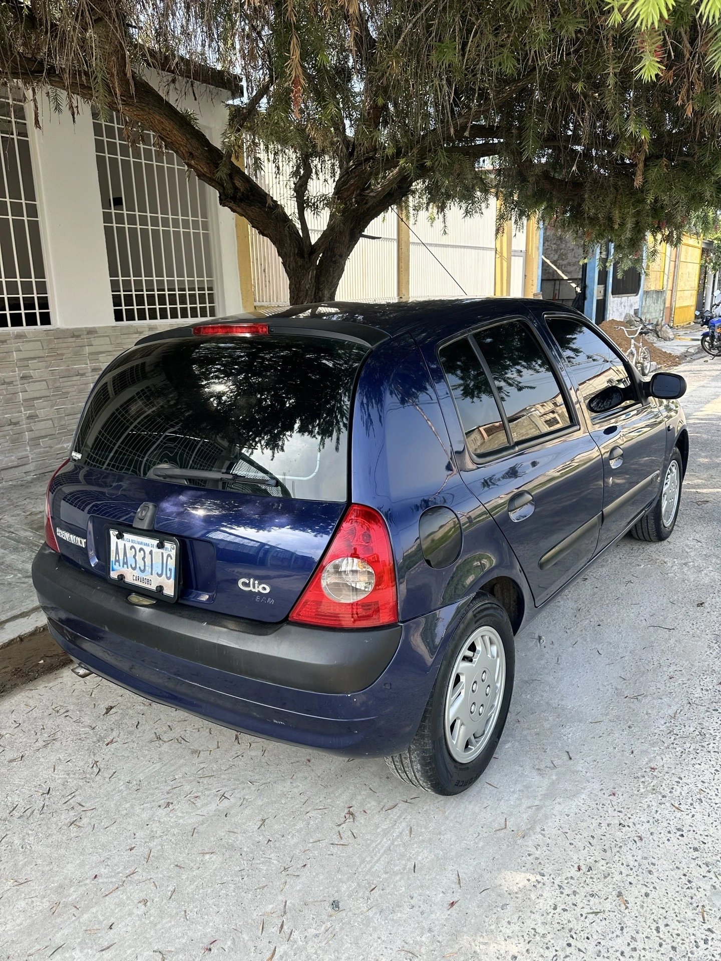 2008 Renault Clio 1.6 Sinc — foto 3