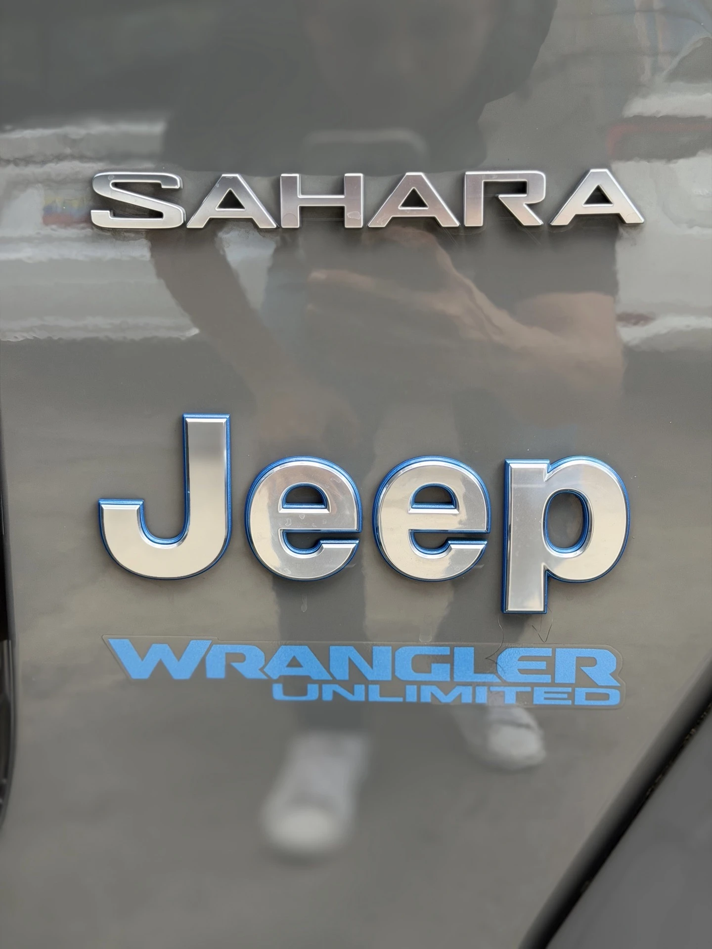 2022 Jeep Sahara Premium — foto 16