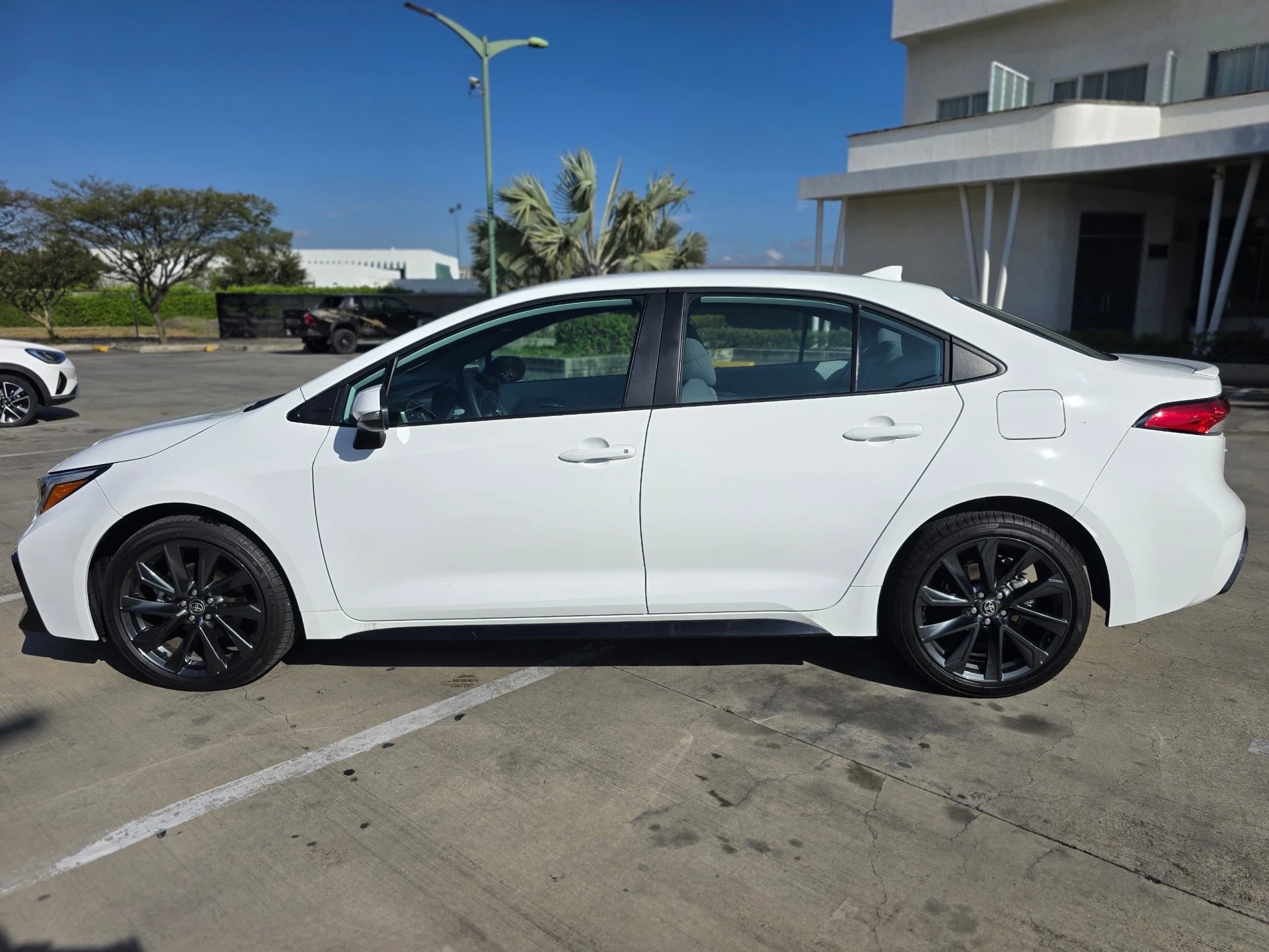 2026 Toyota Corolla SE — photo 6