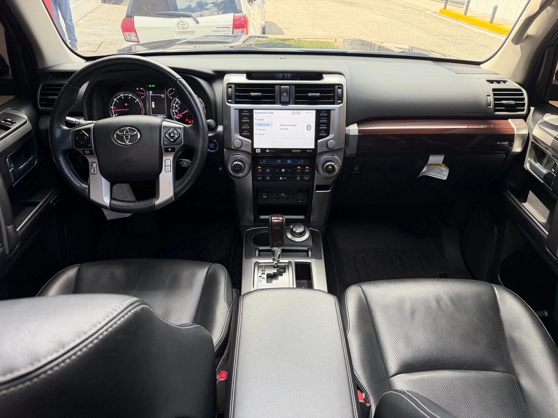 2024 Toyota 4Runner Limited — photo 4