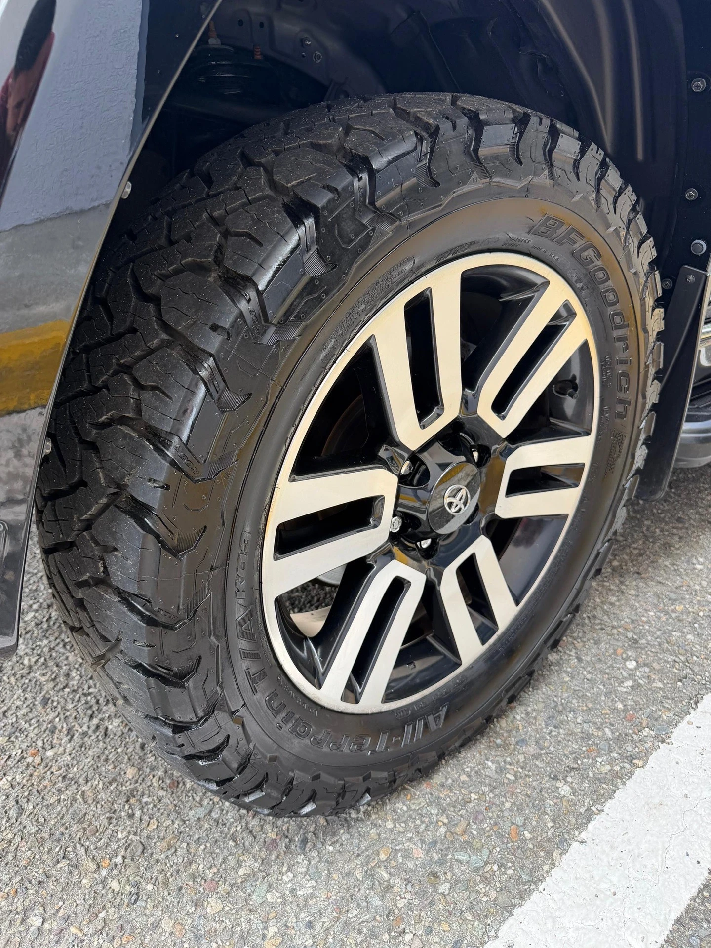 2024 Toyota 4Runner Limited — photo 6